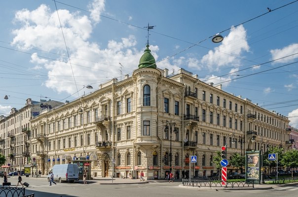 Дом Вейнера.Дом на улице Чайковского, где в прошлом жил известный петербургский благотворитель Пётр ...