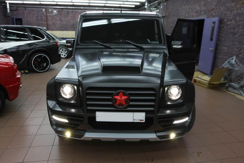 Mercedes-Benz G55 Mansory Couture 700.  7  . - 2