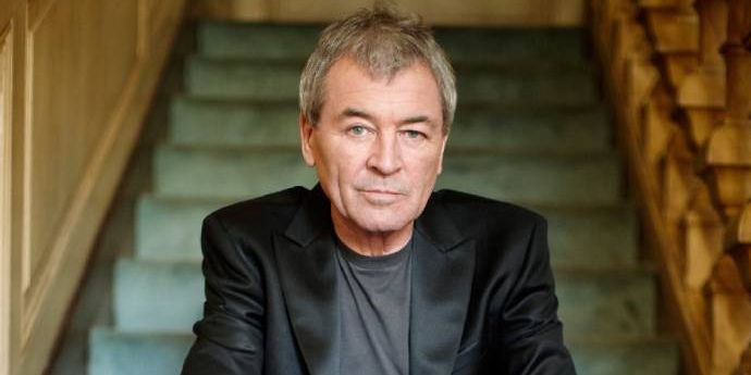     : 19  1945     (Ian Gillan) -  ...