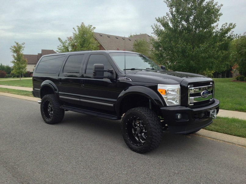 Ford Excursion 2013