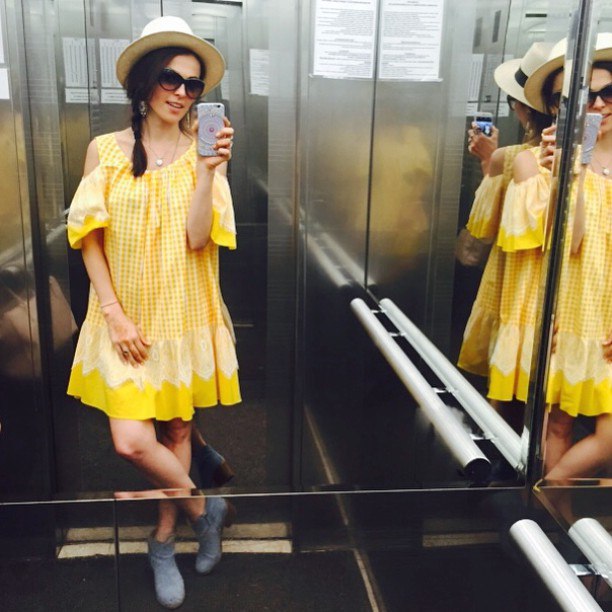   ... #goodmoood #yellow #summertime @dariarazorenova - style @fewpleasures_style