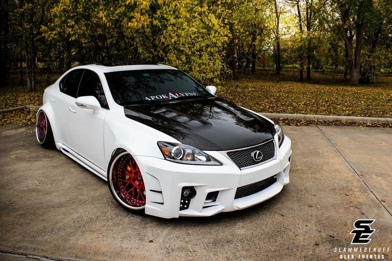 CUSTOM WIDEBODY IS250