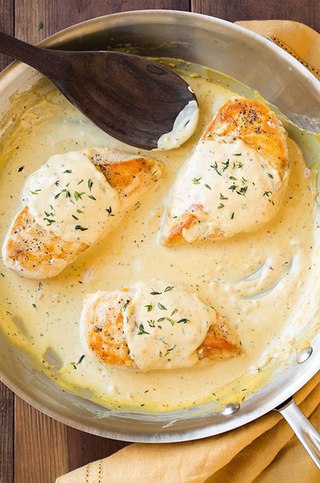 Куриные грудки под горчично-сметанным соусом. Вам потребуется: 2 столовые ложки оливкового масла От ... - 2