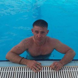 Guy, 43, -