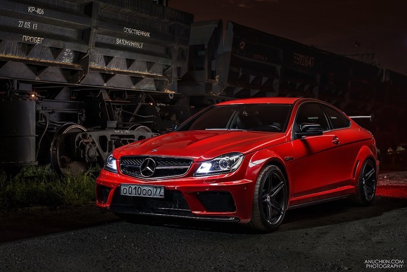 Mercedes-Benz C 63 AMG. - 5