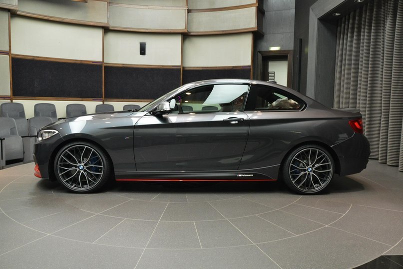 BMW M235i M Performance - 3