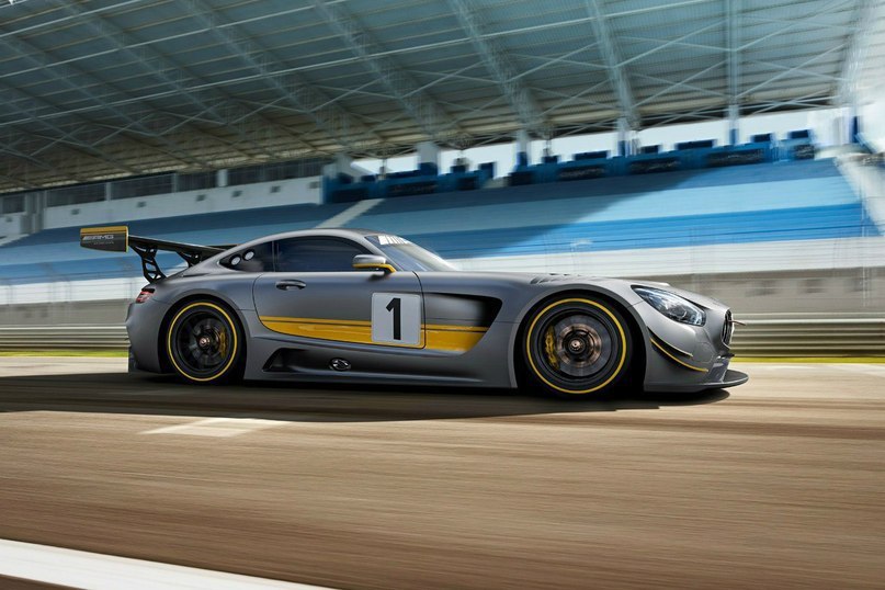 AMG Mercedes GT3 - 4