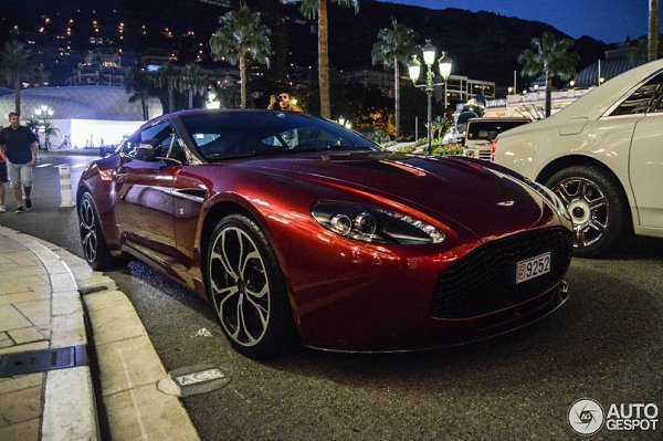 Aston Martin V12 Zagato