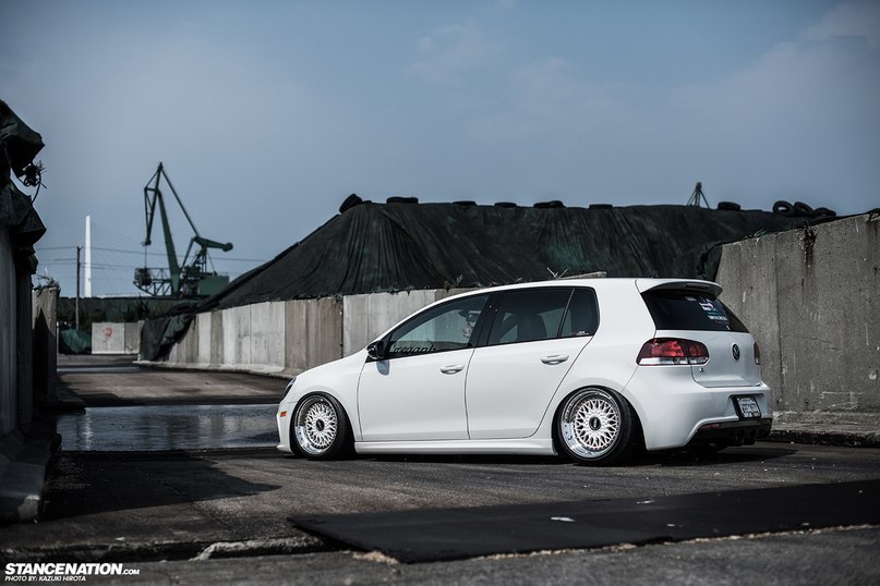 Volkswagen Golf R. - 6