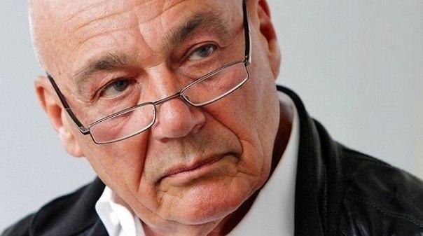 Ты обязан пробовать... Помню, был чудный солнечный день, я гулял вдоль Дуная. И вдруг увидел ...