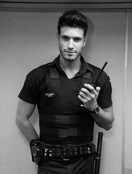 Arrest me, please - 3