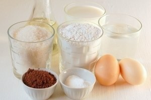 Бисквит шоколадный в мультиварке.Его еще называют «шоколад на кипятке», или шоколадный бисквит, ... - 2