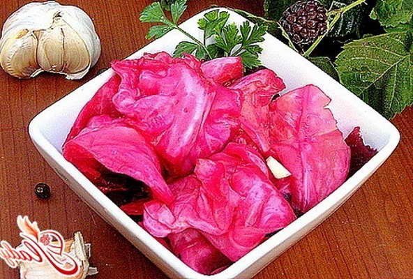 ОЧЕНЬ ВКУСНАЯ КАПУСТКА! Красиво и вкусно! Имеет остро - сладкий вкус. В приготовлении очень проста) ...
