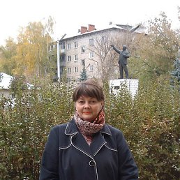 Елена, 65, Омск