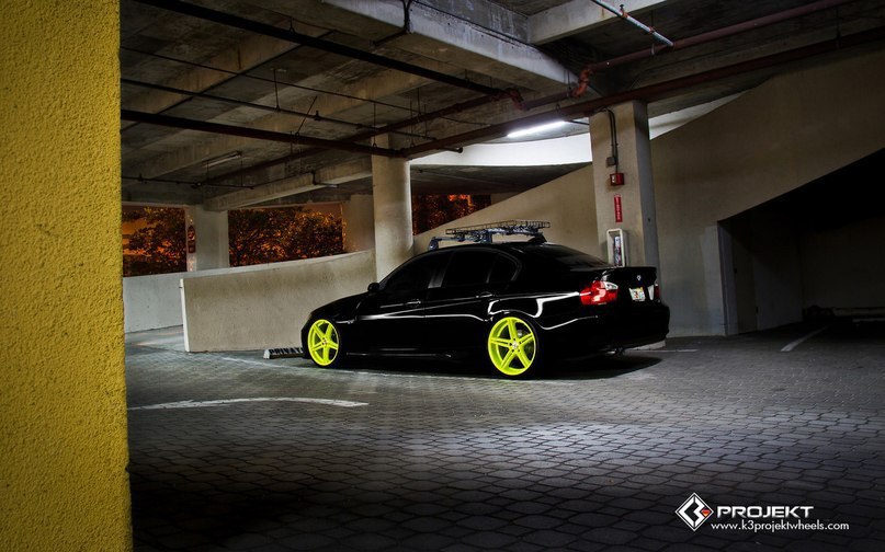 BMW E90. - 3