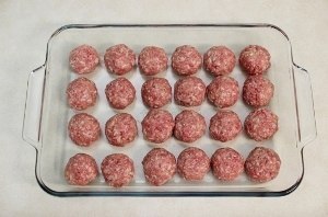 Тефтели с рисом и сливочной подливкой в духовке.Нежнейшие тефтельки, просто тающие во рту, с ... - 3