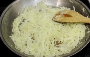 Тефтели с рисом и сливочной подливкой в духовке.Нежнейшие тефтельки, просто тающие во рту, с ... - 5