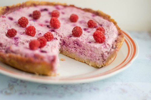 Творожный пирог с замороженными ягодами. Вкуснейший полезный пирог. Вам потребуется: Основа: 180 гр. ...