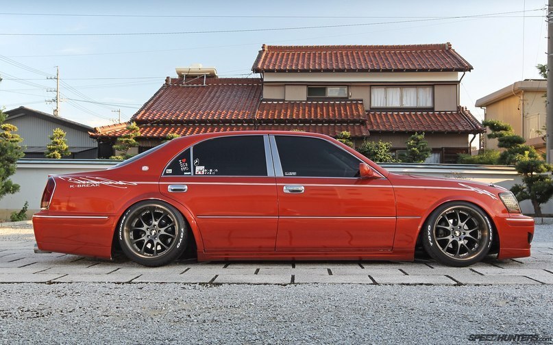 Toyota Crown Majesta VIP. - 2