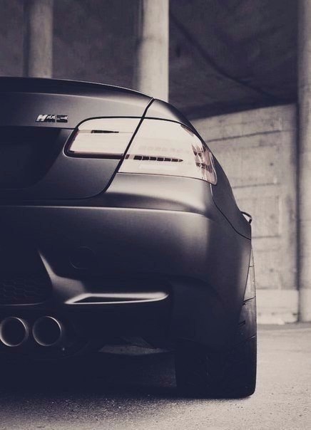 BMW - 6