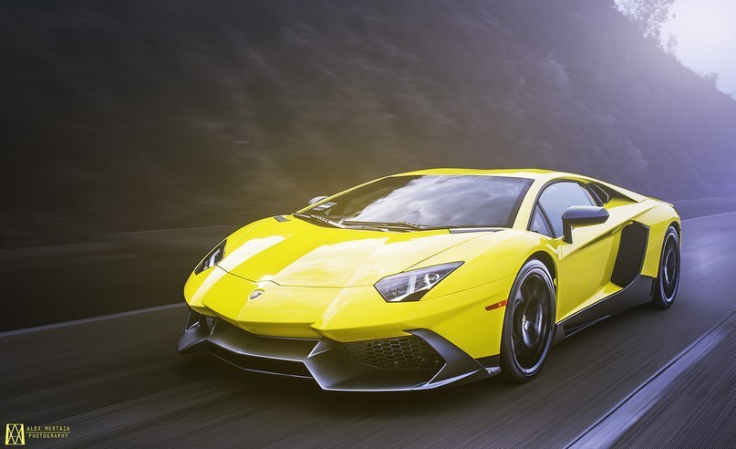 Lamborghini Aventador.