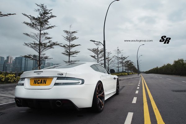 Aston Martin DBS. - 3