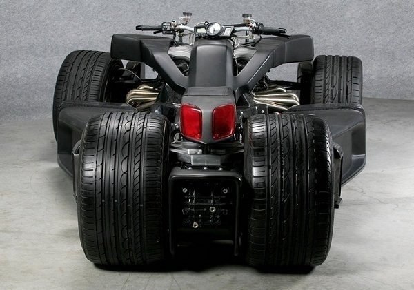Wazuma V8 - самый дорогой в мире квадроцикл. Его стоимость достигает 170 000 фунтов, а мощность ... - 3