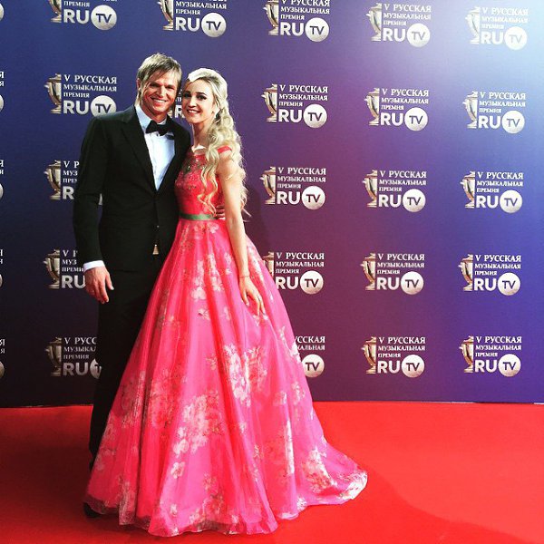 Мы на премии @ru_tv #мужижена#моямой#TarasovBuzova#люблюмужа