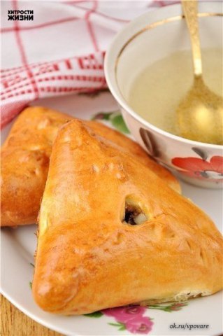 Как приготовить эчпочмак (треугольные пироги с картошкой и мясом).Ингредиенты:Тесто:Мука – 850 ... - 3