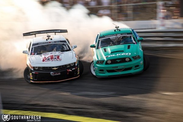 Ford Mustang & Chevrolet Camaro