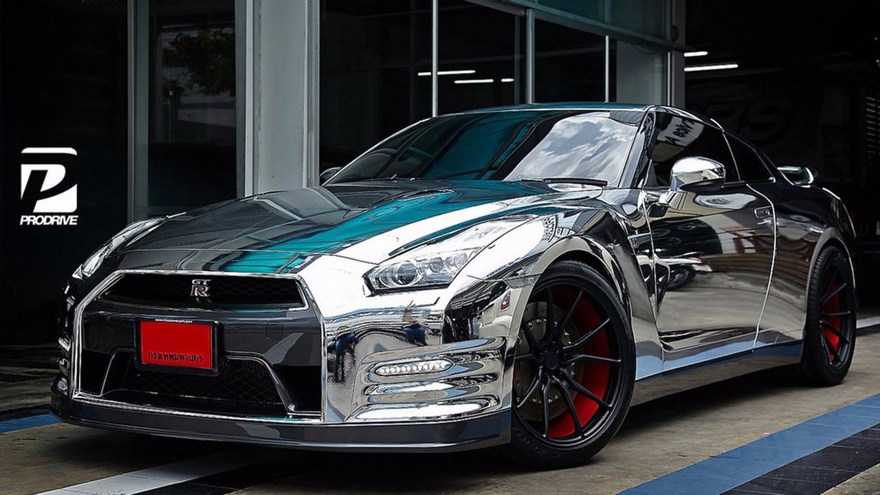 Nissan GT-R