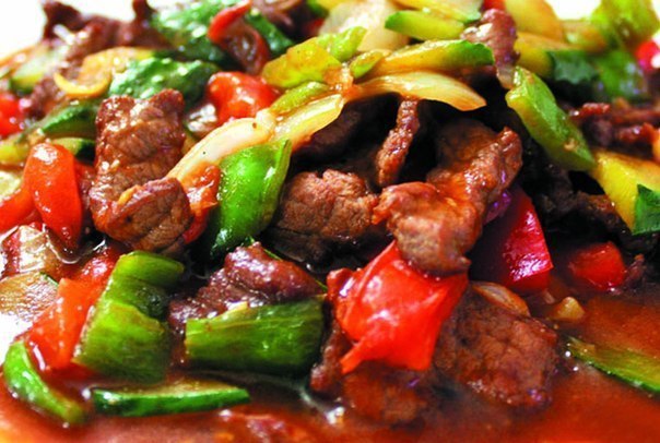 МЯСО ПО-ТАЙСКИ - ВЫ ПРОСТО ВЛЮБИТЕСЬ В ЭТУ ВКУСНЯТИНУ.Ингредиенты: Перчик сладкий Молоко Карри Соус ...