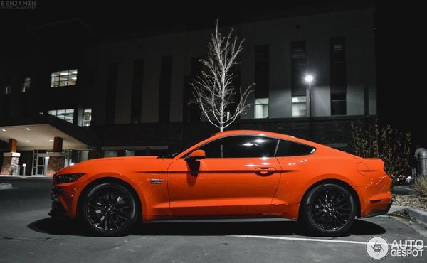 Ford Mustang GT - 6