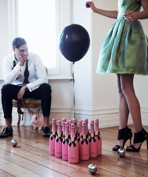 Мужчины хотят видеть в женщине лошадь в работе, повара на кухне, веселую в праздник, молчунью в ...