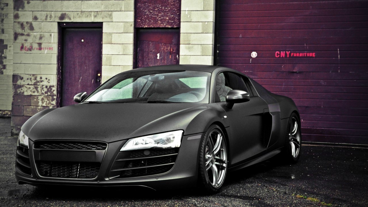 Matte Black Audi R8 V10