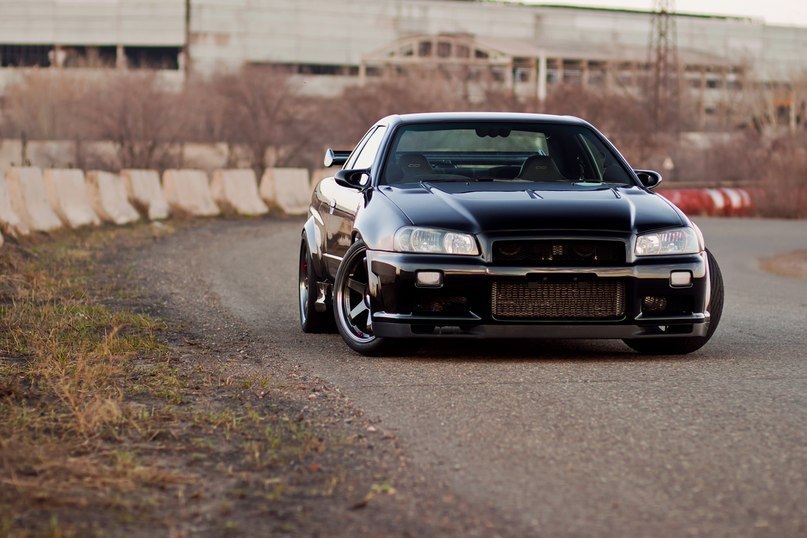 Nissan Skyline R34. - 3