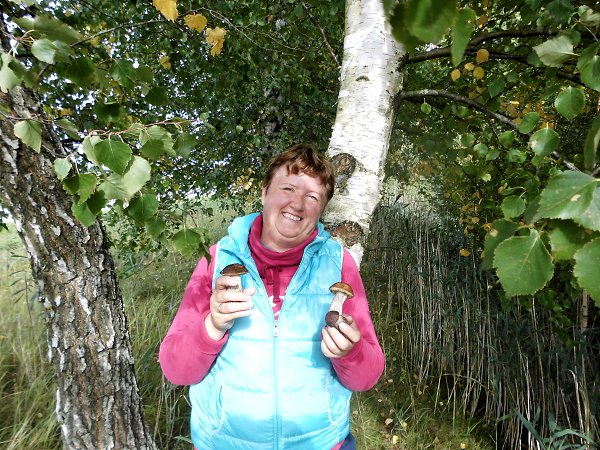 :      !  ! - Ina, 60 , 