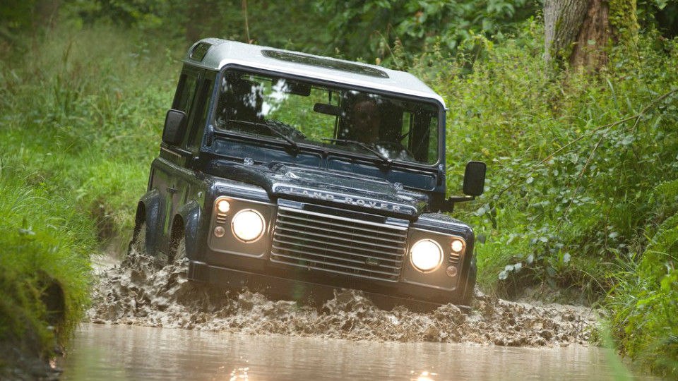  Land Rover Defender 2018 https://fotostrana.ru/away?to=/sl/ChM2