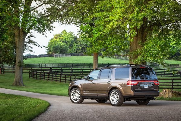 Lincoln Navigator - 4