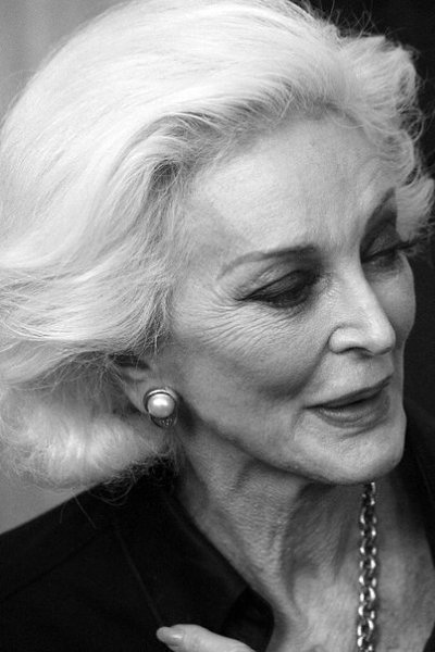 83-летняя легендарная модель Кармен Делль`Орейфис - 3