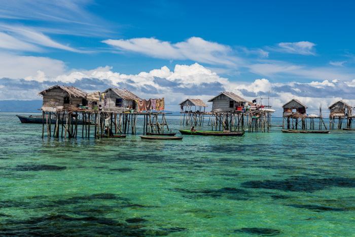 Местные жители получили прозвище «морские цыгане» из-за того, что большую часть своей жизни они ...