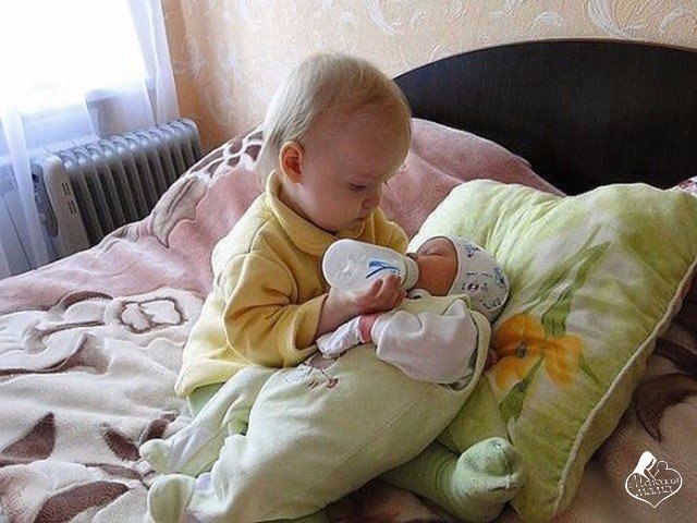 Кушай, мой маленький