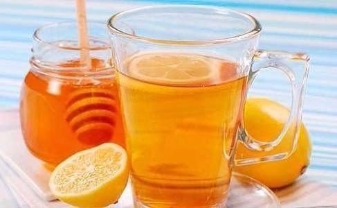 МЕДОВАЯ ВОДА – ЭТО ПОИСТИНЕ ЦЕЛЕБНОЕ СРЕДСТВО.Медовая вода пьется утром натощак, как только вы ...