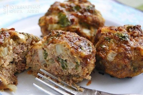 10 рецептов вкуснейших котлет. Просто и вкусно! Сохрани, что бы не забыть.1. Котлеты в духовке с ... - 9