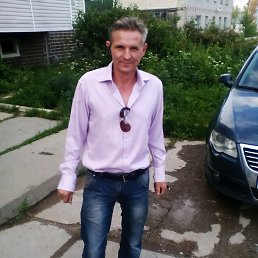 Илья, 47, Селятино