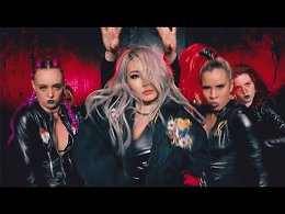 New MV(19+)CL   2NE1     ,,HELLO BITCHES"   ,  ,     ,   - .   ...