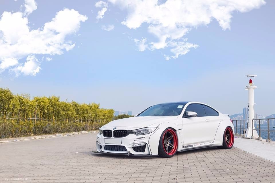 BMW M4 Liberty Walk - 2