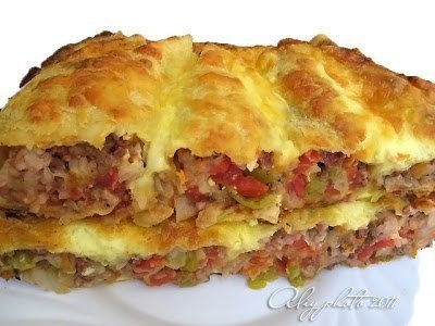 Запеканка в лаваше. Это простое, быстрое и вкусное блюдо. 1. Обжарить фарш с луком. 2. На листы ... - 6