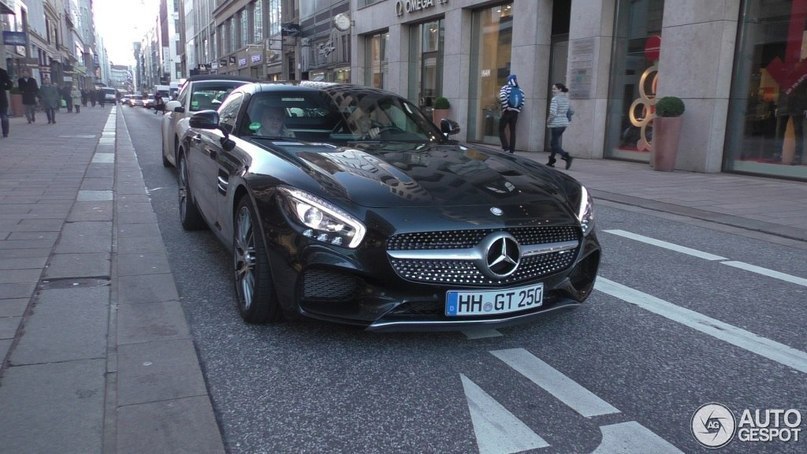 Mercedes-AMG GT S - 2