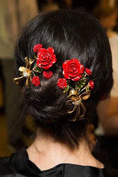 Hair at Dolce & Gabbana Fall 2015 - 2
